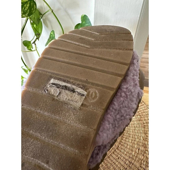 Stars Above Women’s size 10 pink fuzzy slippers - Picture 8 of 8